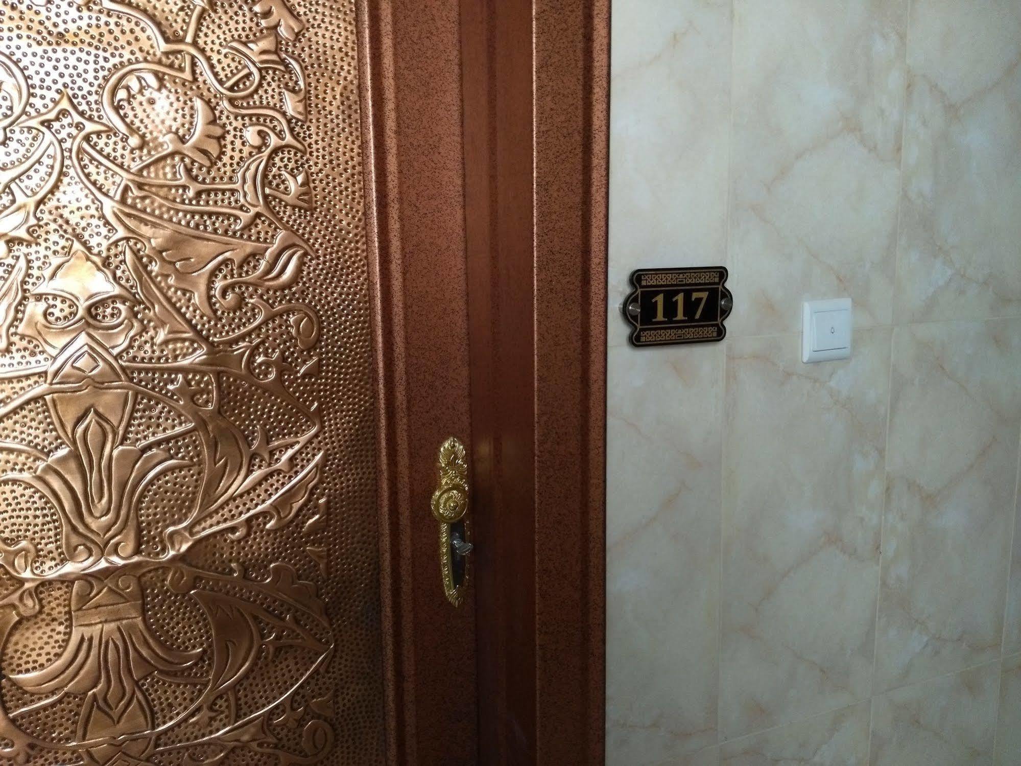 Aram Room Ar Riyad Esterno foto